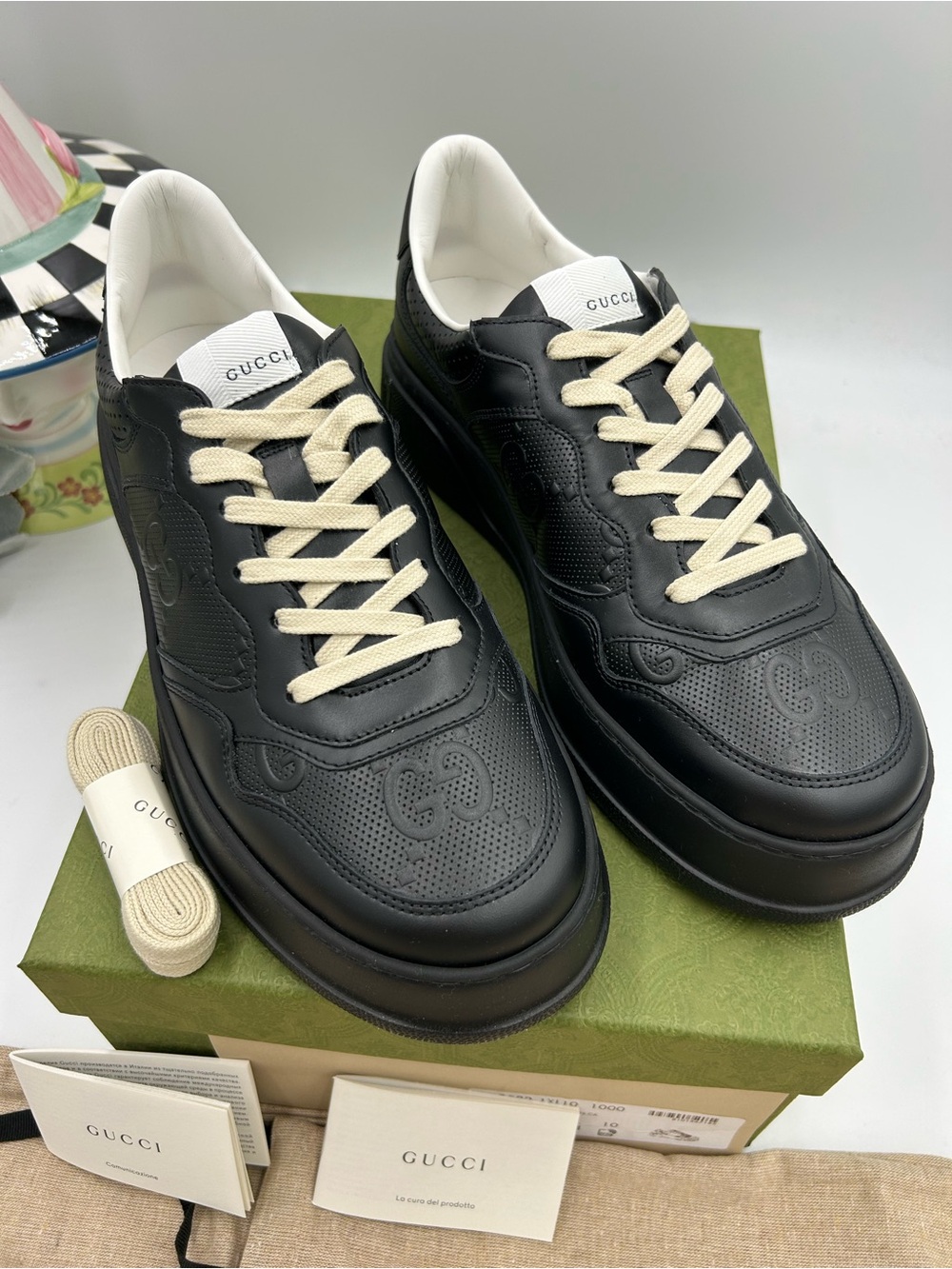 Men's Gucci GG embossed black leather sneakers size 10 fits 10.5 US made Italy - Picture 4 of 15